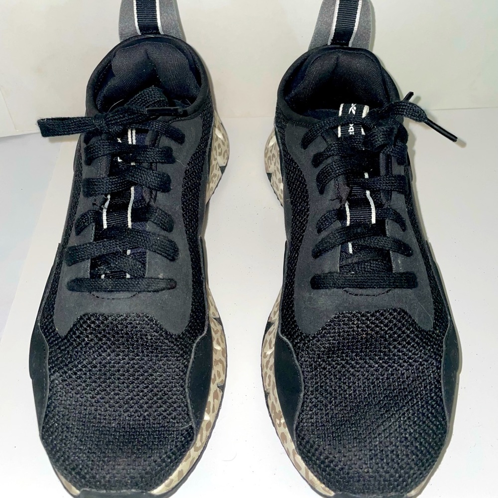 Reebok women’s zig dynamica sneakers